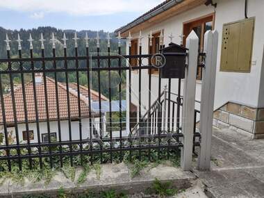 For sale - House in Momchilovci,  Smolian