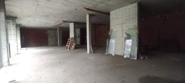 Miete - Laden/Büro/Lager/Schönheitssalon/Gastronomie/Zahnarztbüro in Kütschuk Parij,  Plowdiw