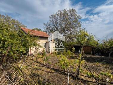 For sale - House in Kuba,  Haskovo
