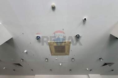 For rent - Store/Beauty saloon/Venue/Dental office in Center,  Shumen