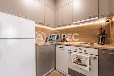 Vânzare - Apartament în Sfinții Constantin și Elena,  Varna