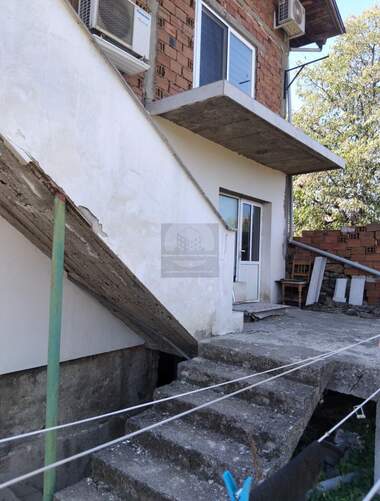 Verkauf - Etage von Haus in Bistriza,  Küstendil
