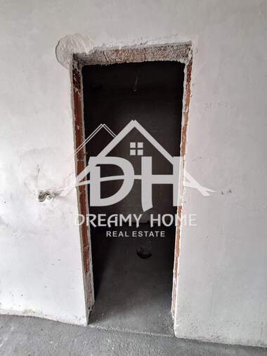 Satış - Apartman olarak Vazrojdenci,  Karcali