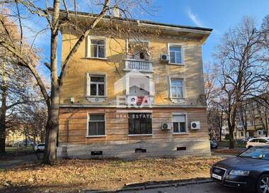 Продажба - Апартамент в Център,  Кърджали