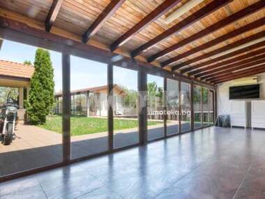 For sale - House in Karadjovo,  Plovdiv