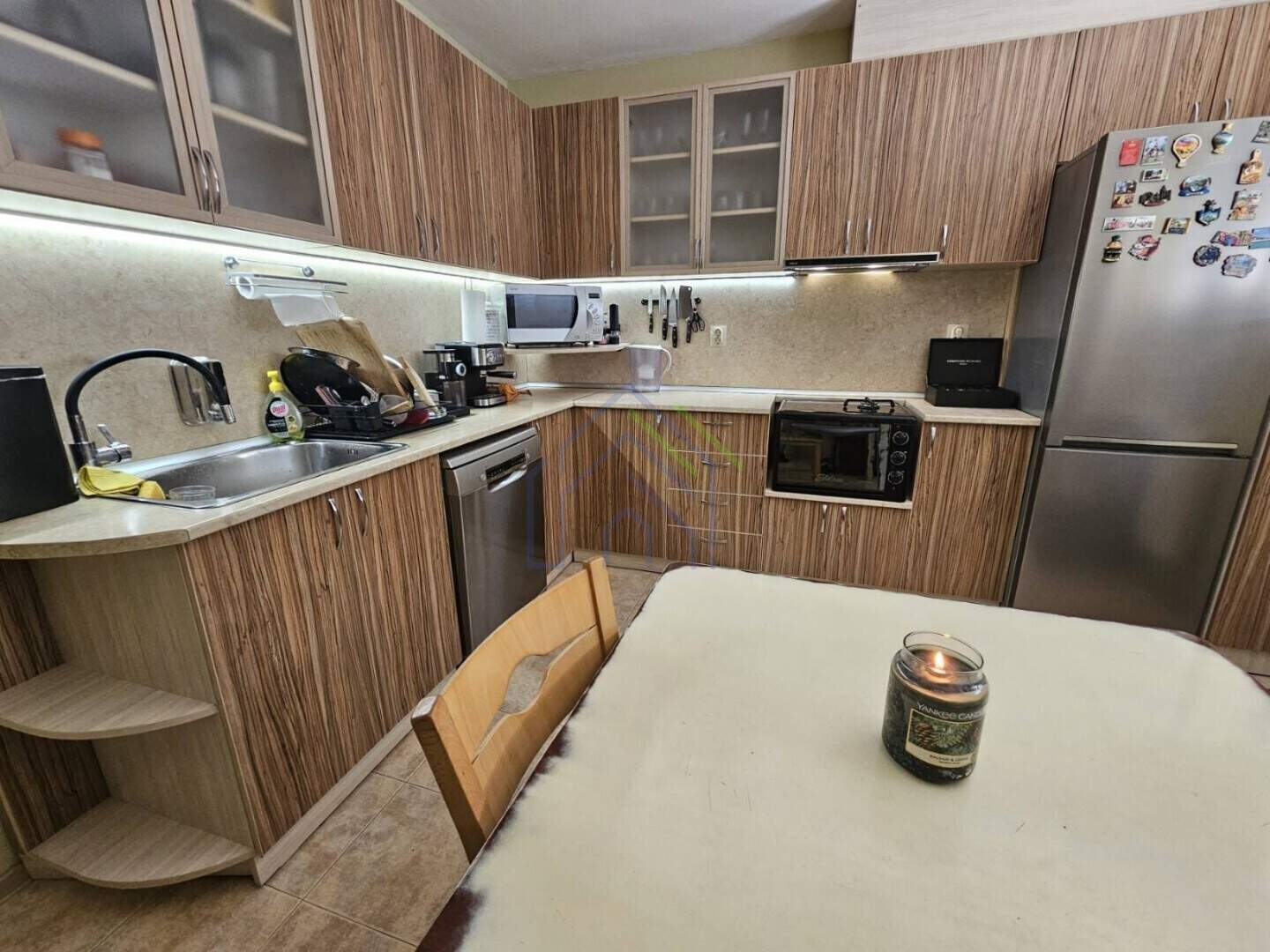 Тристаен Апартамент в Родина 1, Русе – снимка 2