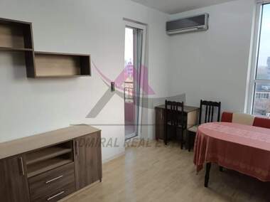 Închiriere - Apartament în Văzrajdane 1,  Varna