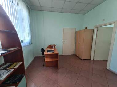 For rent - Office in Center,  Haskovo