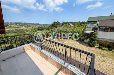 For sale - House in Borovec - Iug,  Varna