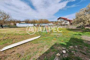 Продажа - Участок под строительство у Щипско,  Варна
