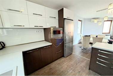Kira - Apartman olarak Vazrajdane 3,  Varna