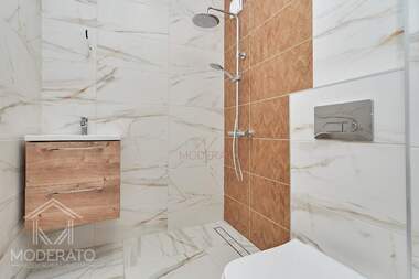 Продажба - Апартамент в Център,  Бургас