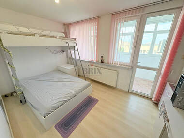 Miete - Wohnung in Wazrajdane,  Ruse