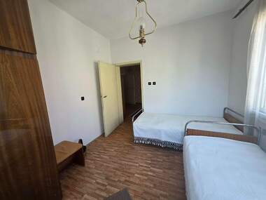 Vânzare - Etaj din casă în Ovcearski,  Haskovo