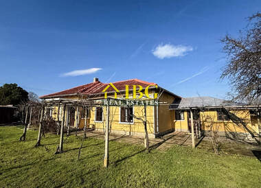 Vânzare - Casă în Liuliakovo,  Dobrice