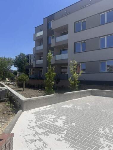 Продажба - Апартамент в Остромила,  Пловдив