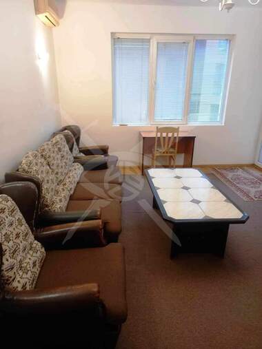 Închiriere - Apartament în VINS - Ceerven ploștiad,  Varna
