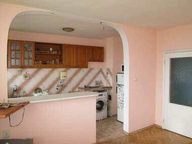 Închiriere - Apartament în Akația,  Veliko Tărnovo
