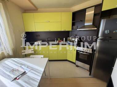 Kira - Apartman olarak Pogrebi,  Varna