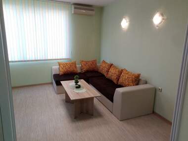 Miete - Wohnung in Operata,  Warna