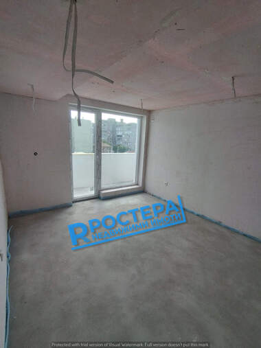 Vânzare - Apartament în Varoșa,  Tărgoviștie