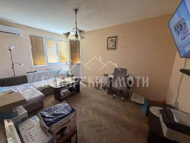 Verkauf - Wohnung in Zentar,  Weliko Tarnowo