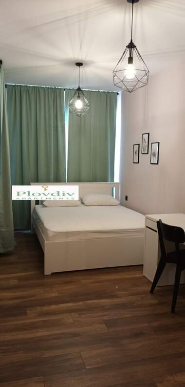 Miete - Wohnung in Mladejki halm,  Plowdiw