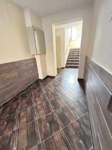 Închiriere - Apartament în Ideal City Center,  Pleven