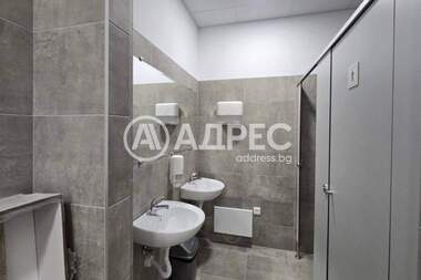 Ενοίκιο - Γραφείο σε Промишлена зона - Запад,  Варна