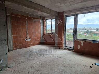 Продажба - Апартамент в Остромила,  Пловдив