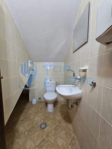 Продажба - Къща в Средни Колиби,  Велико Търново
