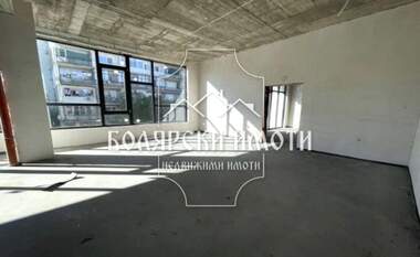Продажа - Магазин в Горна Оряховица,  Велико Търново