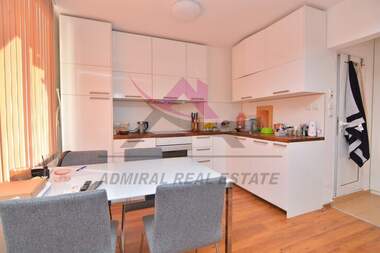 For rent - Apartment in Bazar Levski,  Varna