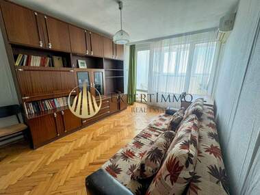 Продажба - Апартамент в Лазур,  Бургас