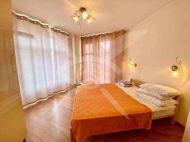 Kira - Apartman olarak Pogrebi,  Varna