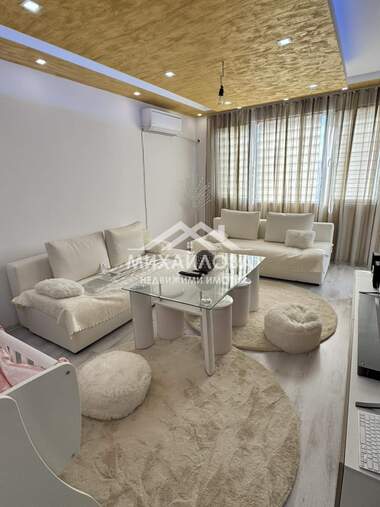 Продажба - Апартамент в Зора,  Стара Загора