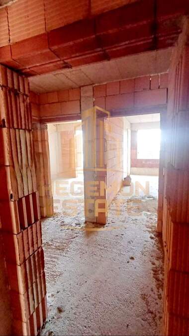Vânzare - Apartament în Kaîsieva gradina,  Varna