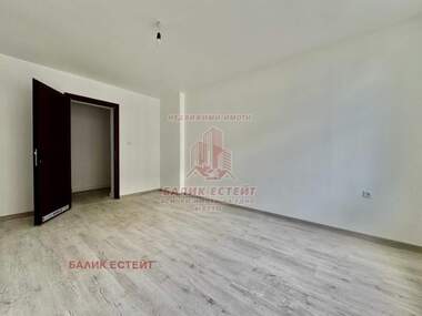 For sale - Apartment in Center,  Dobrich