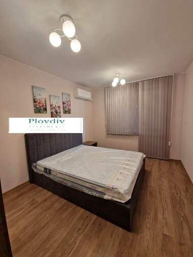 Miete - Wohnung in Mladejki halm,  Plowdiw