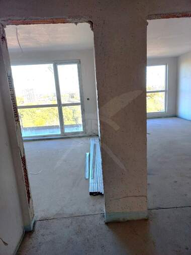 For sale - Apartment in Iujen,  Plovdiv