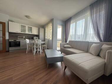 Verkauf - Wohnung in Saravowo,  Burgas