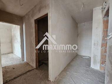 Продажба - Апартамент в Младост 2,  Варна