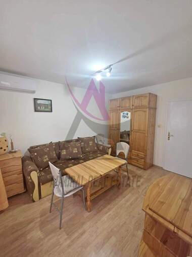 For rent - Apartment in Kolhozen pazar,  Varna
