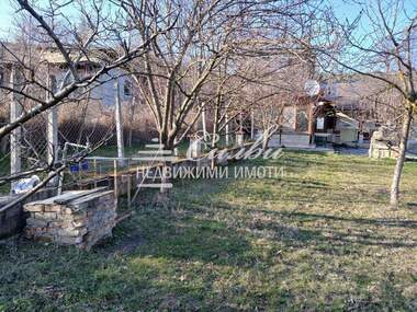For sale - House in Pod manastira,  Shumen