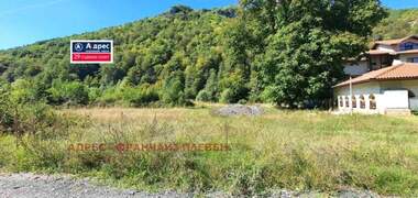 Satış - İnşaat arsası olarak Ribarica,  Loveç