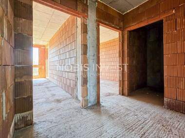 For sale - Apartment in Ostromila,  Plovdiv