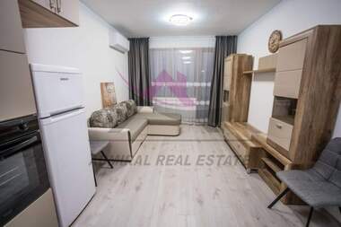Miete - Wohnung in Kolhozen pazar,  Warna