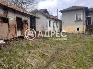 For sale - House in Cacarovci,  Sofia Oblast
