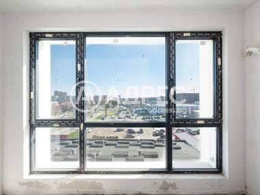 Vânzare - Apartament în Trakia,  Plovdiv
