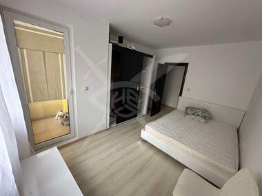 Miete - Wohnung in Pobeda,  Warna